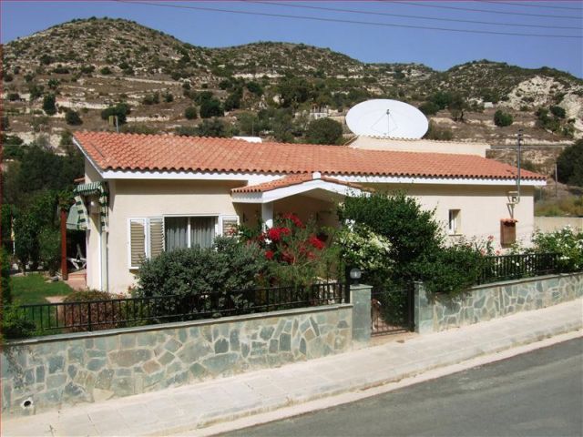 3 Bedroom Bungalow in Akoursos-Paphos